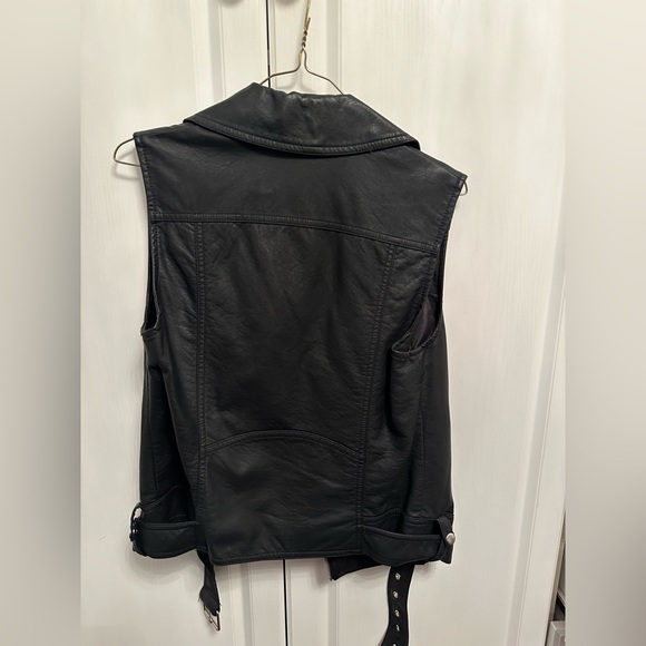 F21 Faux leather biker vest - Picture 3 of 3
